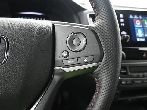 Used 2024 Honda Passport TrailSport image 17