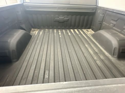 Used 2023 Chevrolet Silverado 1500 LTZ w/ LTZ Premium Package AWD/4WD image 31