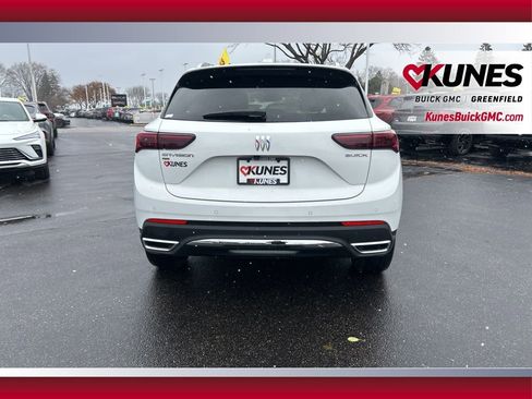 Used 2024 Buick Envision Preferred image 8