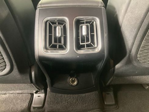 Certified 2024 Kia Sorento S image 15