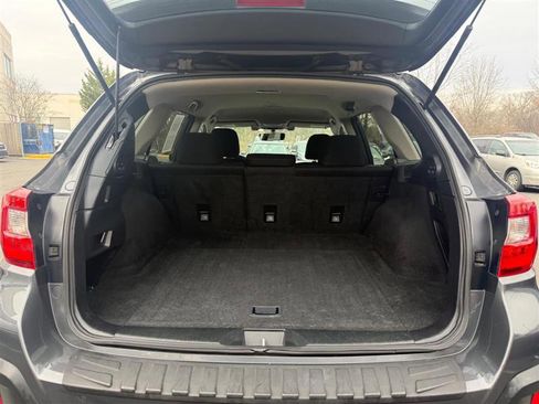 Used 2019 Subaru Outback 2.5i Premium image 19