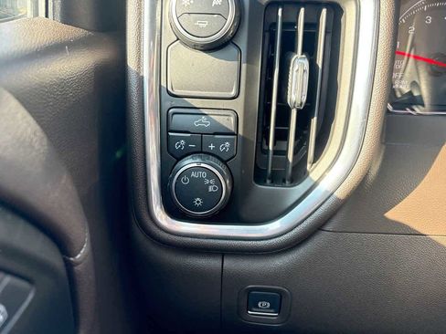 Used 2019 Chevrolet Silverado 1500 LT w/ All-Star Edition image 24