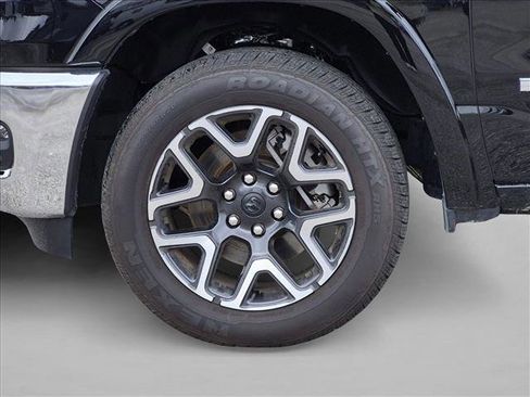 Used 2026 RAM 1500 Laramie AWD/4WD image 10