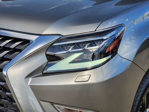 Certified 2023 Lexus GX 460 Premium w/ Premium Package AWD/4WD image 9