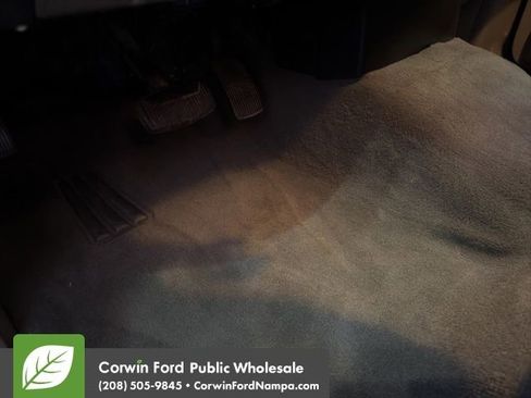 Used 2005 Ford F150 XLT image 26