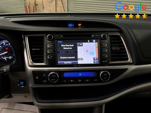 Used 2015 Toyota Highlander XLE FWD image 22