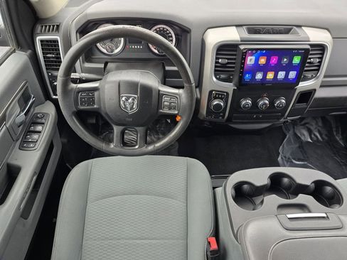 Used 2020 RAM 1500 Classic SLT AWD/4WD image 31