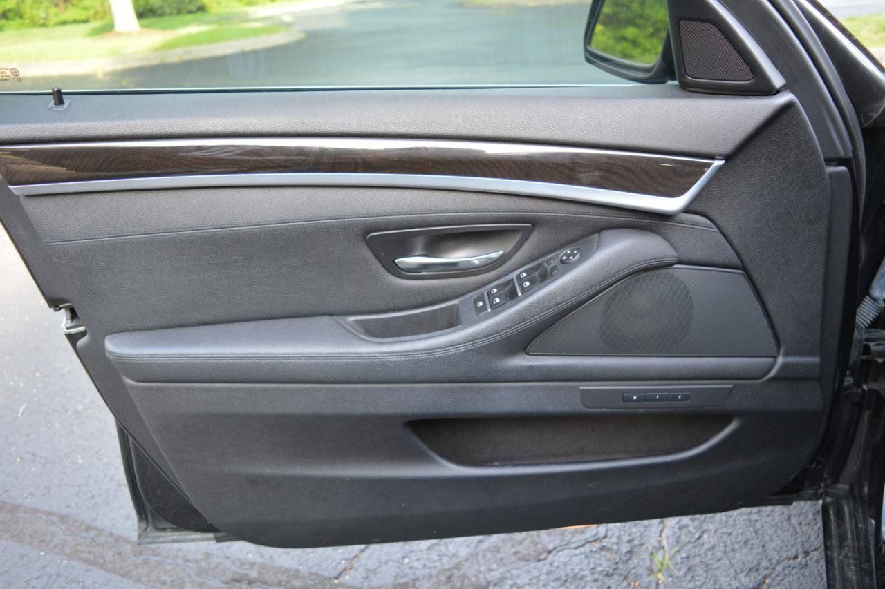 Used 2014 BMW 528i Sedan RWD image 9