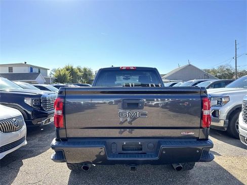 Used 2015 GMC Sierra 1500 SLE w/ All-Terrain Package image 8