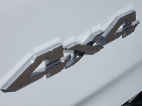 Used 2024 RAM 1500 Laramie image 12