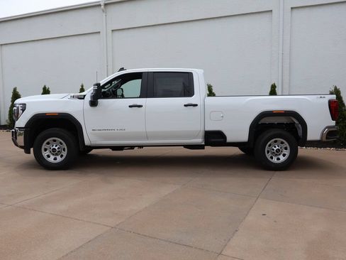 New 2026 GMC Sierra 3500 Pro w/ 1SA Pro Safety Plus Package AWD/4WD image 4