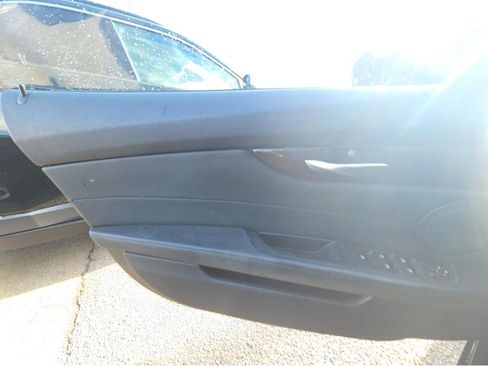 Used 2011 BMW Z4 sDrive30i w/ Sport Pkg image 12