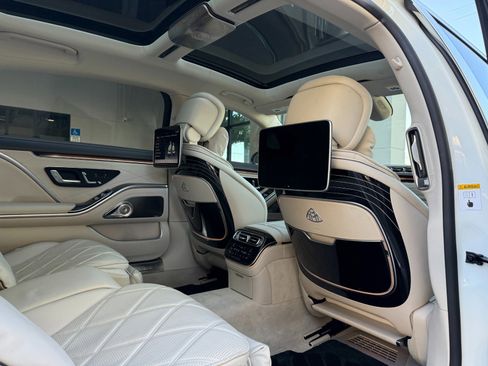 Used 2021 Mercedes-Benz Maybach S 580 Mercedes-Maybach S 580 4MATIC image 38