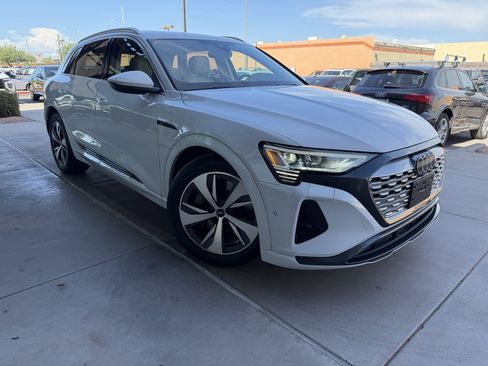 Used 2024 Audi Q8 e-tron Premium Plus w/ Premium Plus Package AWD/4WD image 6