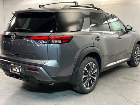 New 2026 Nissan Pathfinder Platinum AWD/4WD image 5
