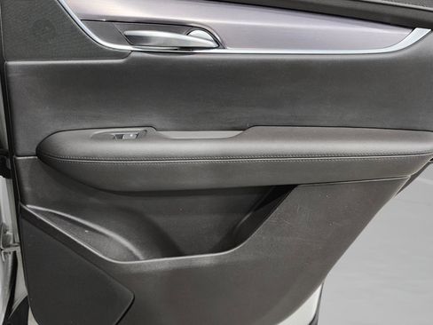 Used 2018 Cadillac XT5 Luxury w/ Driver Awareness Package image 26