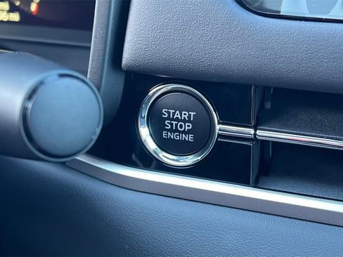 New 2026 Mitsubishi Outlander SE image 24