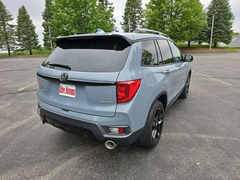 Used 2023 Honda Passport Elite image 6