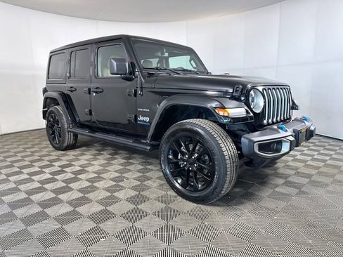 Used 2023 Jeep Wrangler Unlimited Sahara w/ Cold Weather Group image 2