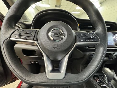 Used 2021 Nissan Kicks SV image 36