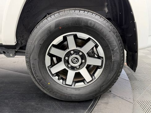 Certified 2023 Toyota 4Runner TRD Off-Road Premium w/ Off Road Premium Plus Package AWD/4WD image 16