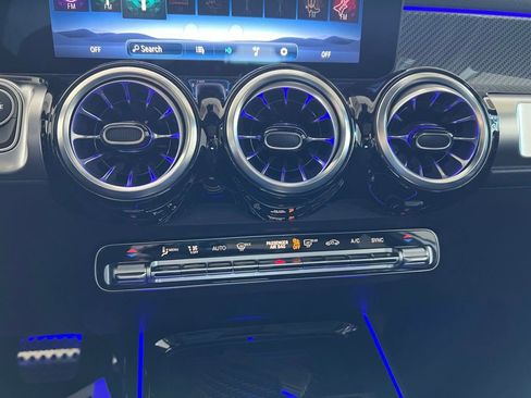 Certified 2025 Mercedes-Benz GLB 250 GLB 250 image 16