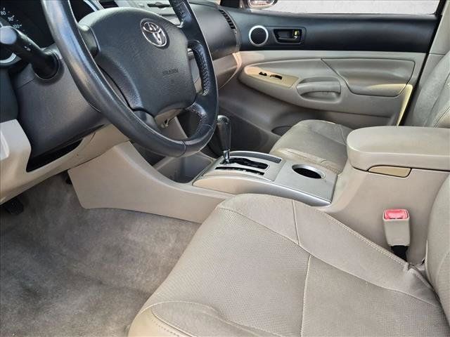 Used 2005 Toyota Tacoma PreRunner RWD image 20
