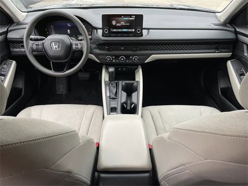 Used 2023 Honda Accord LX image 9