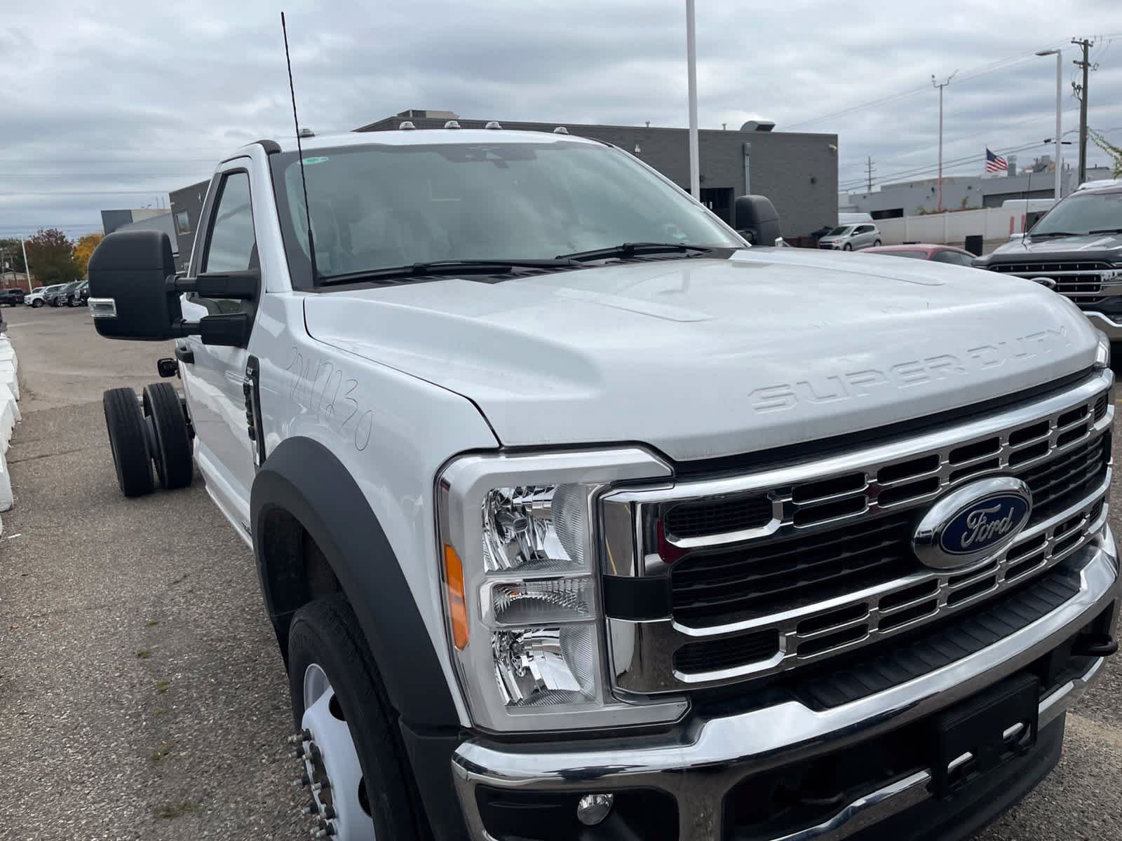 Used 2023 Ford F450 XLT w/ XLT Value Package RWD image 21