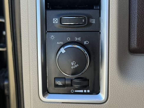 Used 2015 RAM 3500 Lone Star image 25