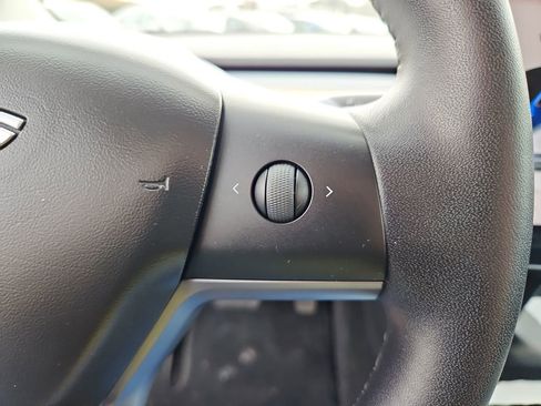 Used 2020 Tesla Model 3 Performance image 12