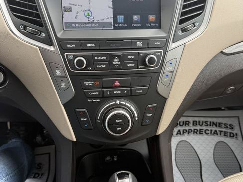 Used 2017 Hyundai Santa Fe Sport FWD image 16