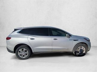 Used 2018 Buick Enclave Essence w/ Trailering Package video 4