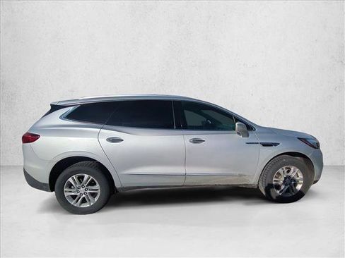 Used 2018 Buick Enclave Essence w/ Trailering Package image 4