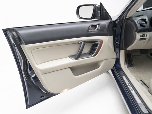 Used 2005 Subaru Legacy GT image 15