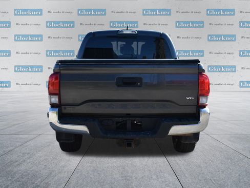 Used 2019 Toyota Tacoma TRD Off-Road AWD/4WD image 7
