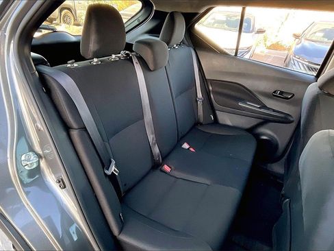 Used 2025 Nissan Kicks Play S image 25