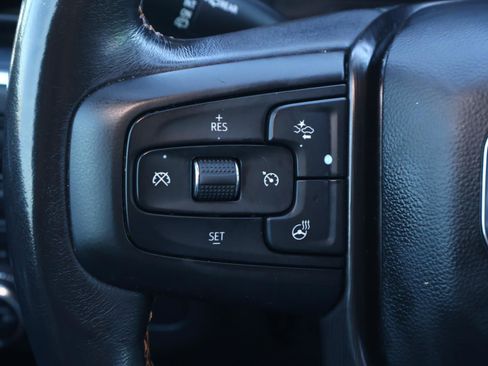 Used 2023 GMC Yukon AT4 w/ AT4 Premium Package image 26