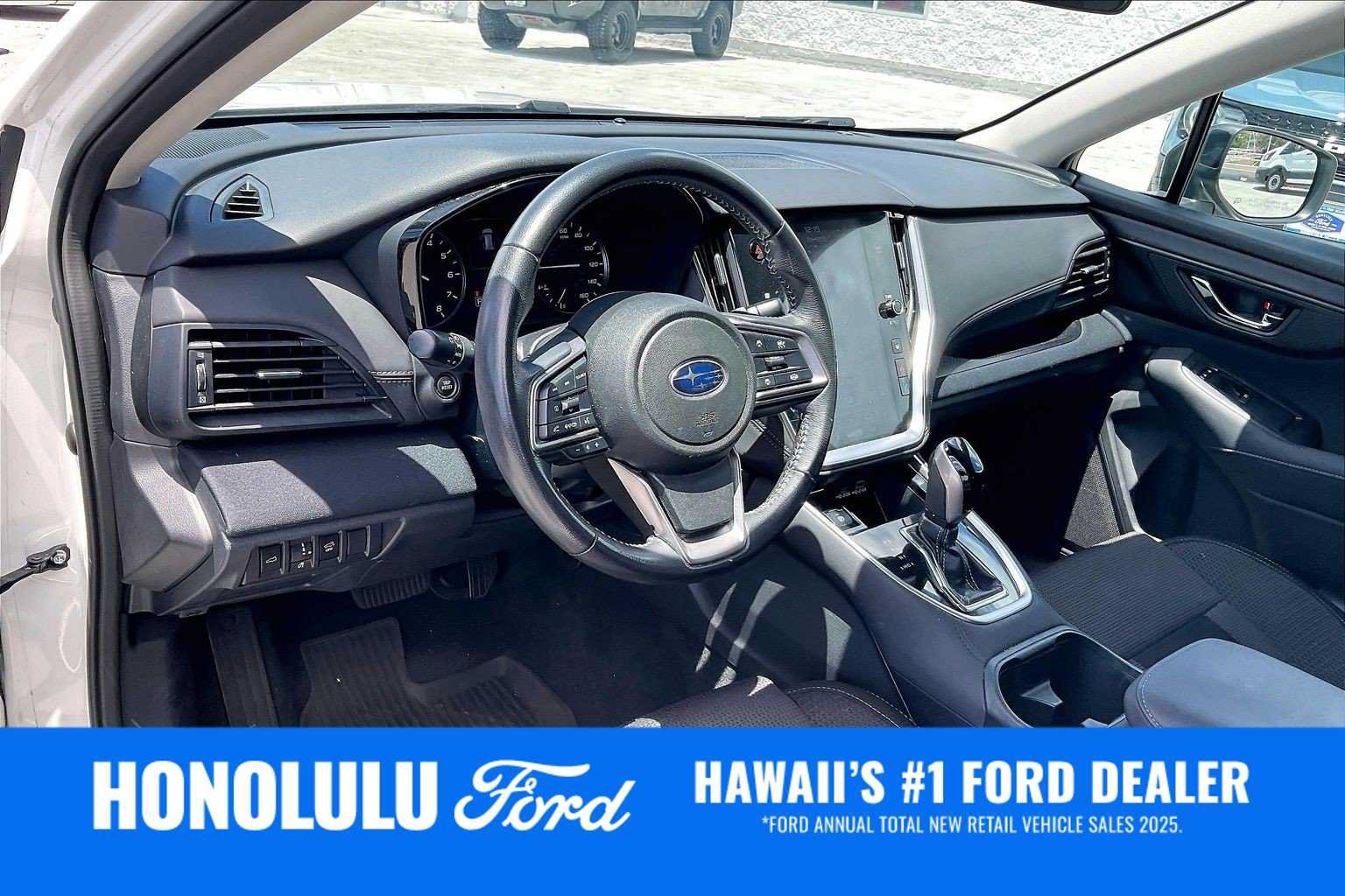Used 2023 Subaru Outback Premium AWD/4WD image 2