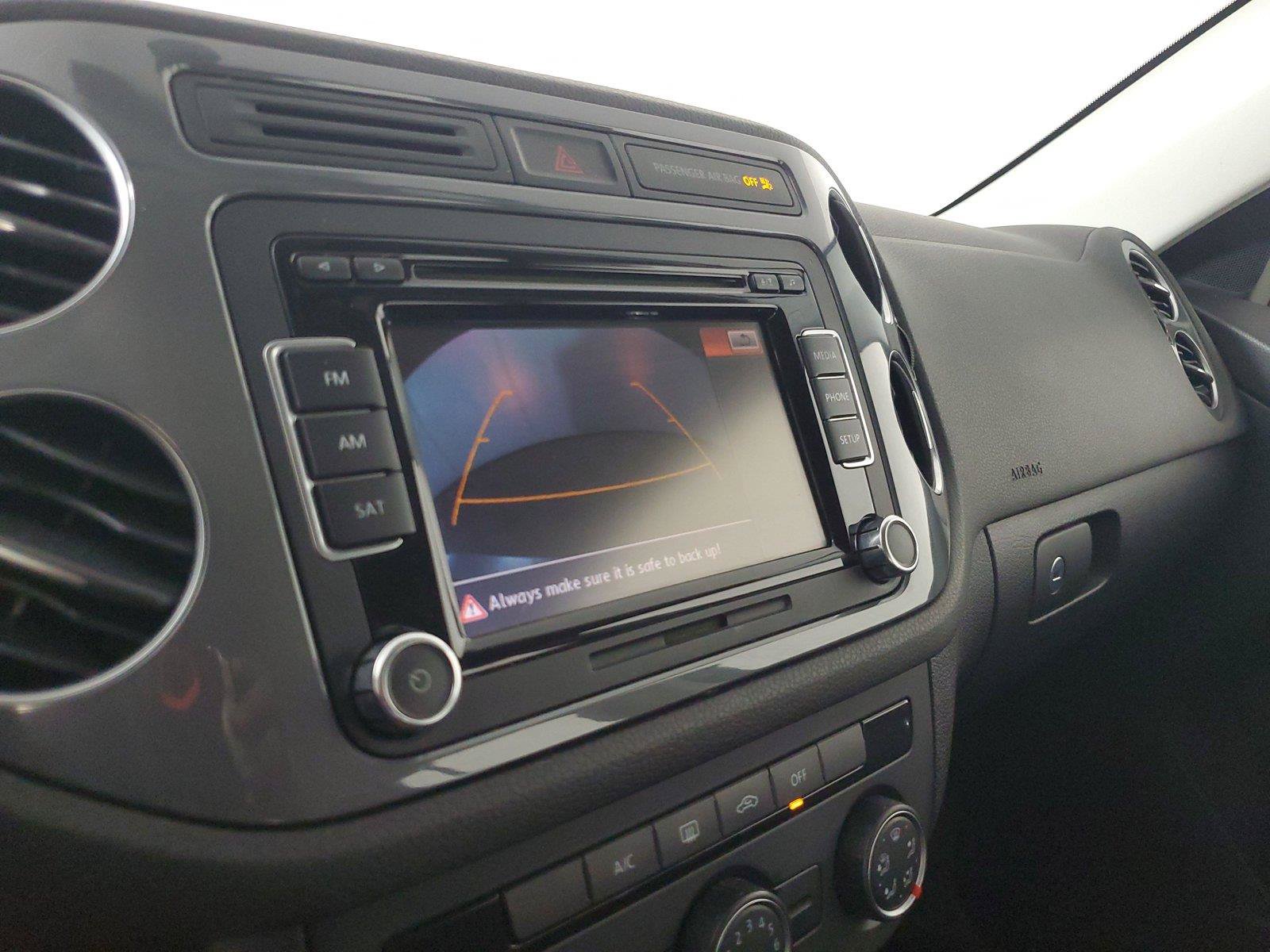 Used 2015 Volkswagen Tiguan S FWD image 28