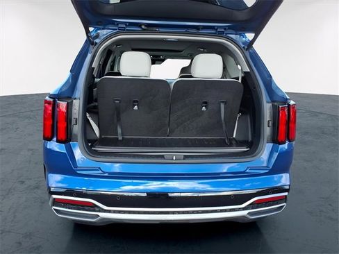 Used 2023 Kia Sorento SX image 25