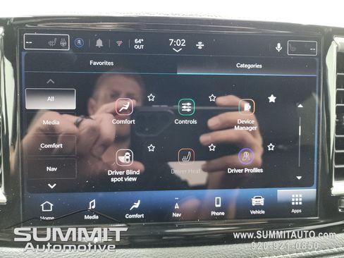 New 2027 Chrysler Pacifica Select AWD/4WD image 54