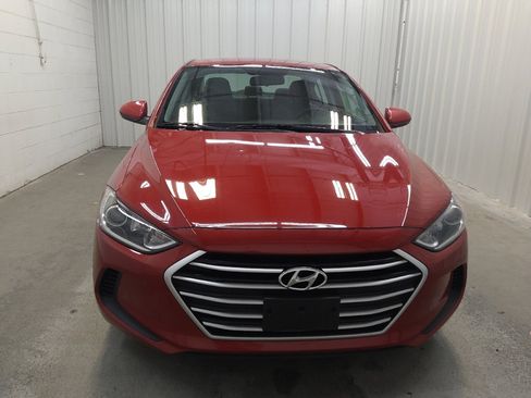 Used 2017 Hyundai Elantra SE FWD image 14