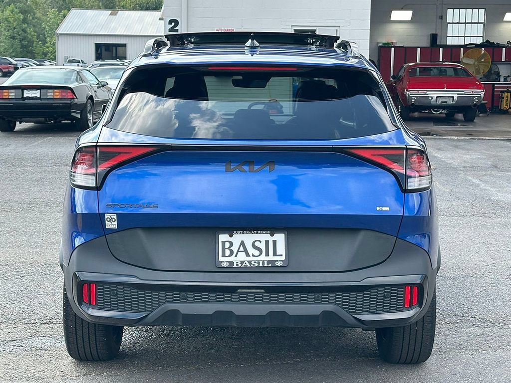 Used 2025 Kia Sportage X-Line w/ Premium Package AWD/4WD image 12