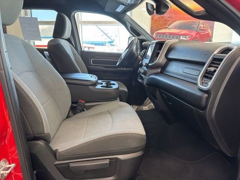 Used 2024 RAM 2500 Big Horn w/ Bed Utility Group image 11