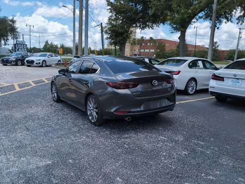 Used 2020 MAZDA MAZDA3 Sedan w/ Select Package FWD image 4