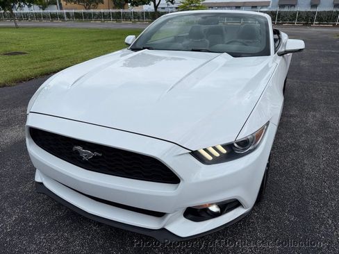 Used 2017 Ford Mustang Premium RWD image 16