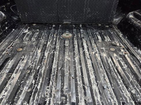 Used 2015 Ford F250 Lariat w/ Lariat Ultimate Package image 32