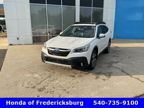 Used 2021 Subaru Outback Limited AWD/4WD image 2