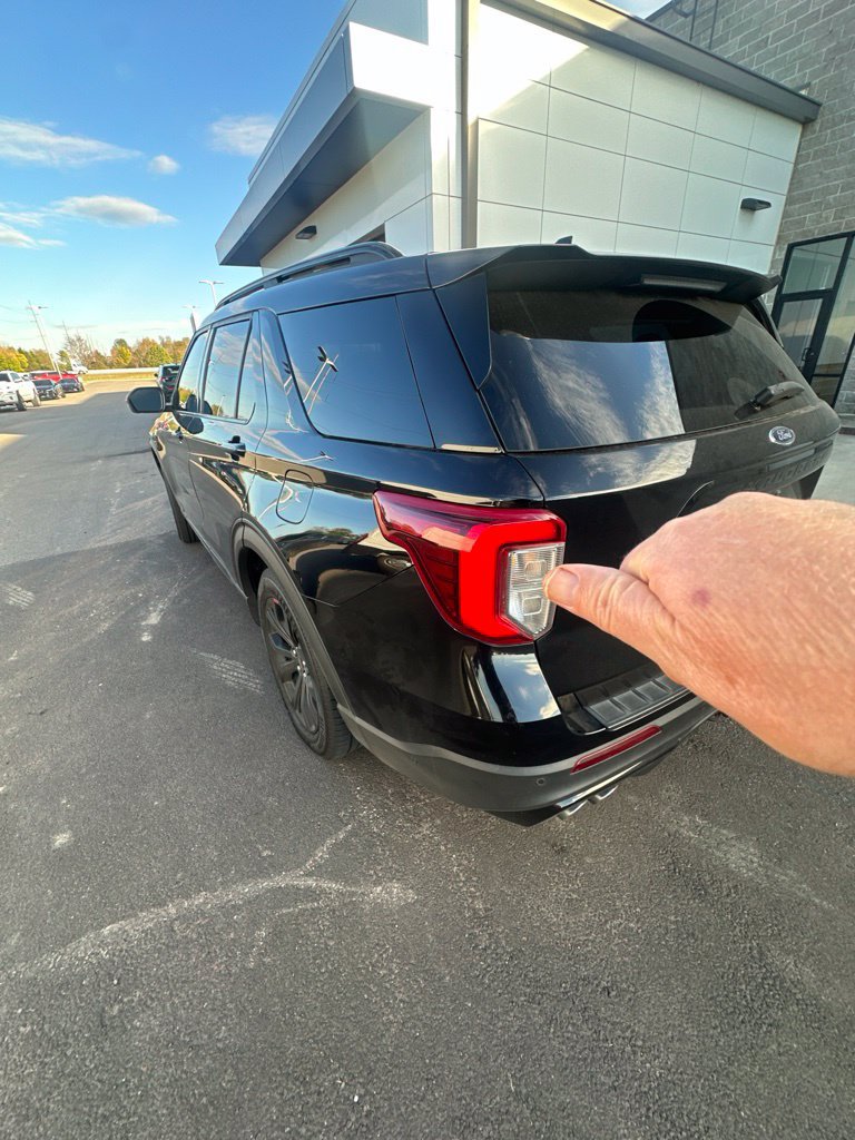 Used 2020 Ford Explorer ST w/ Premium Technology Package AWD/4WD image 6